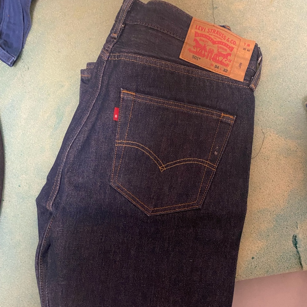 Levi Jeans size 36 in really good condition worn once!